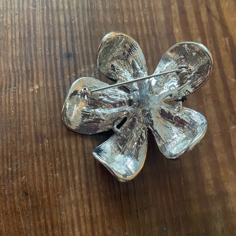 Broach - Picture 2 of 2
